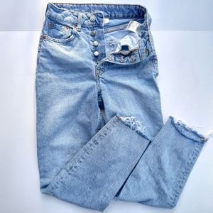 H&M Divided High Rise Button Fly Raw Hem Light Wash Denim Skinny Jeans Size 2
